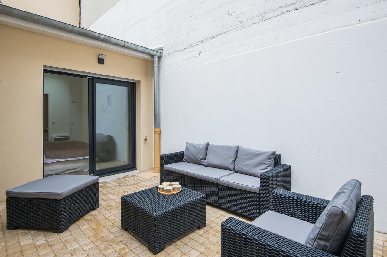Vintage, F3 Avec Terrasse, Villa Saint Charles Paris Exterior foto